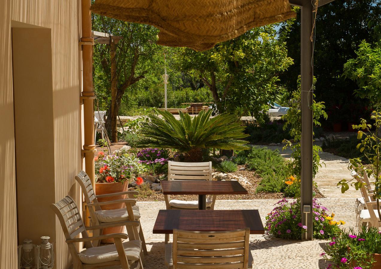 Home Hotel The Pink Pepper Tree Льосета Екстер'єр фото